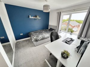 Bedroom- click for photo gallery